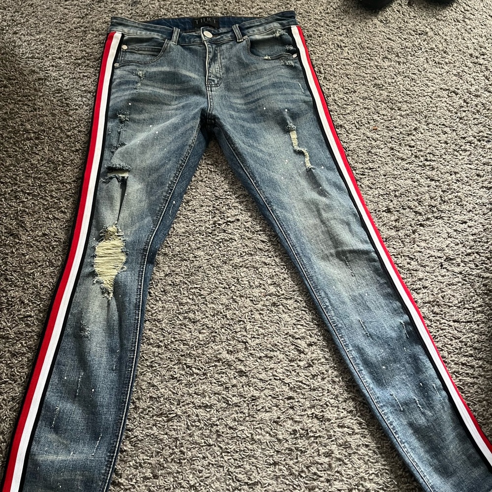 THRT JEANS